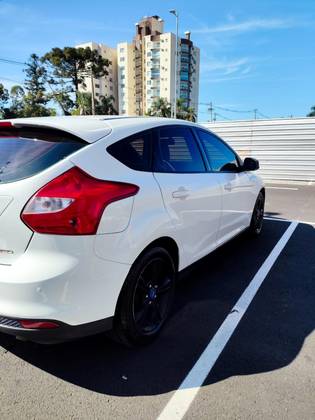 FORD FOCUS 1.6 S 16V FLEX 4P POWERSHIFT FORD FOCUS 1.6 S 16V FLEX 4P POWERSHIFT